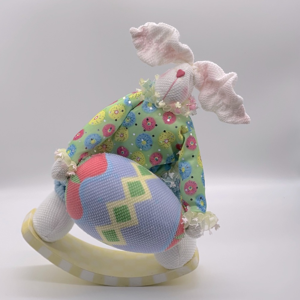 EASTER ROCKIN BUNNY - Picture 2 of 4